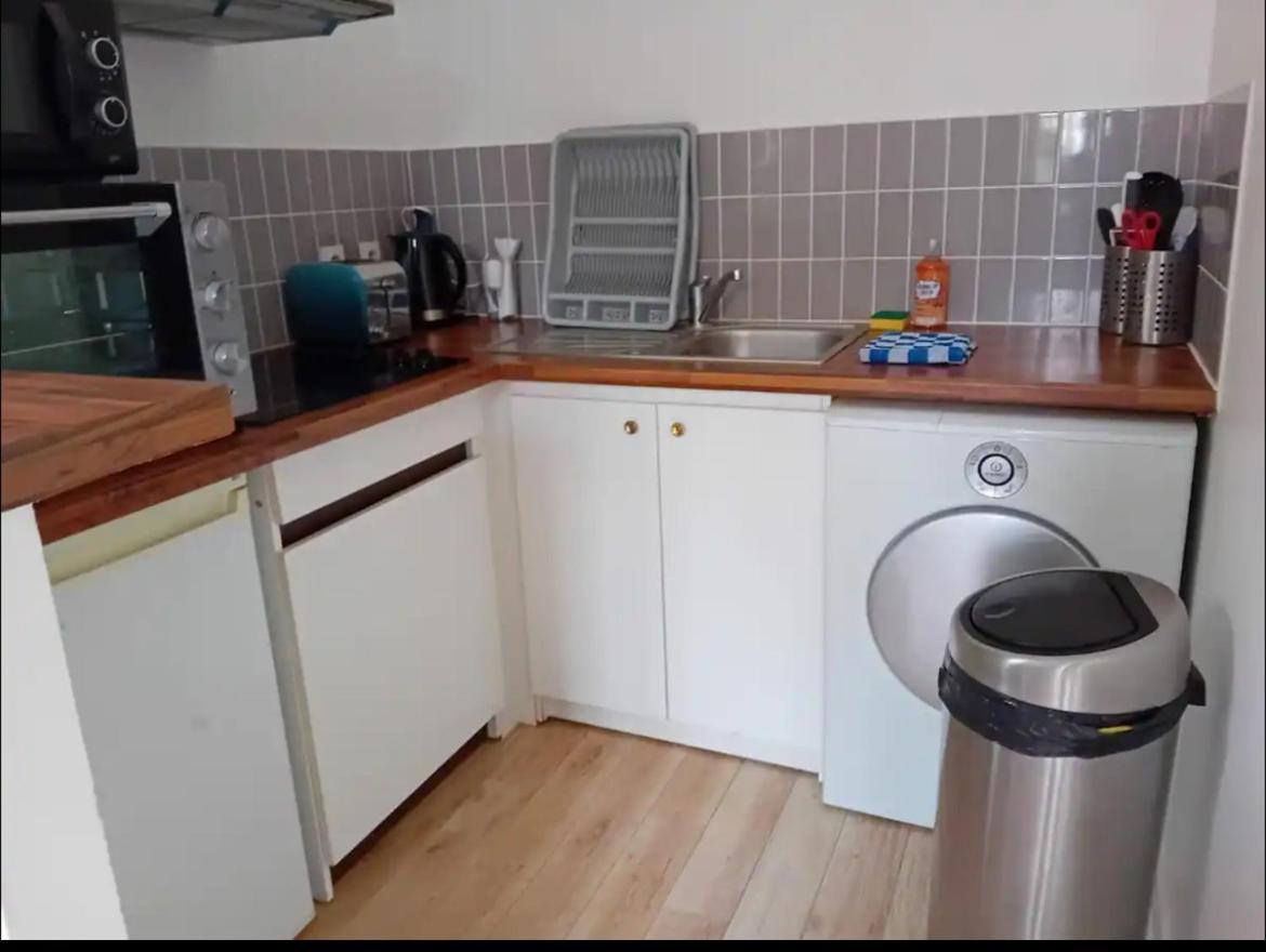 Un Appartement Dans Un Chateau Deauville Bagian luar foto